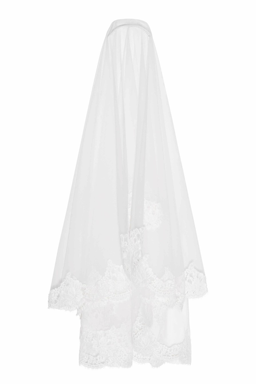 Bridal Markarian NYC | Maureen Circle Veil With Lace Edging