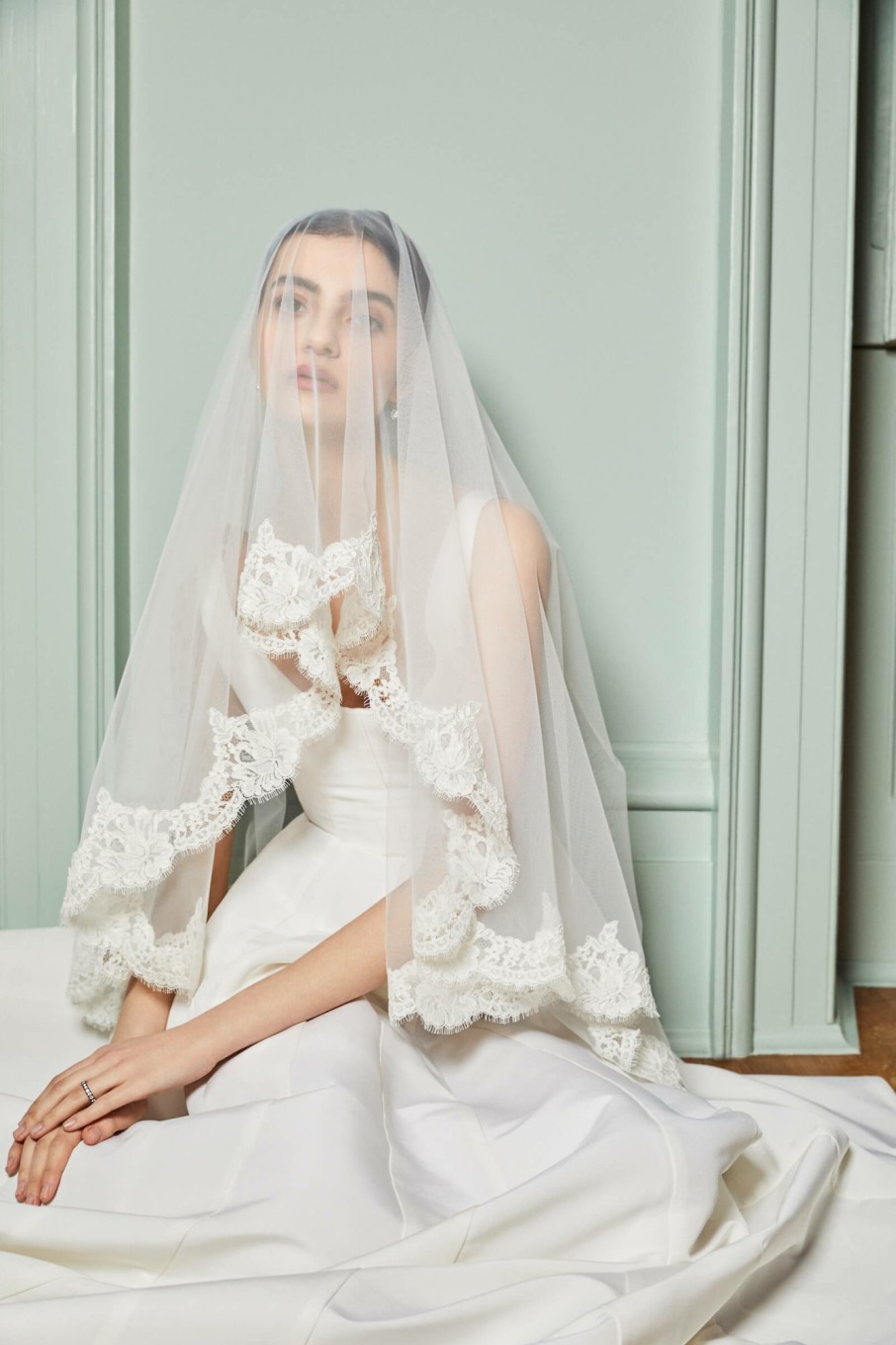 Bridal Markarian NYC | Maureen Circle Veil With Lace Edging